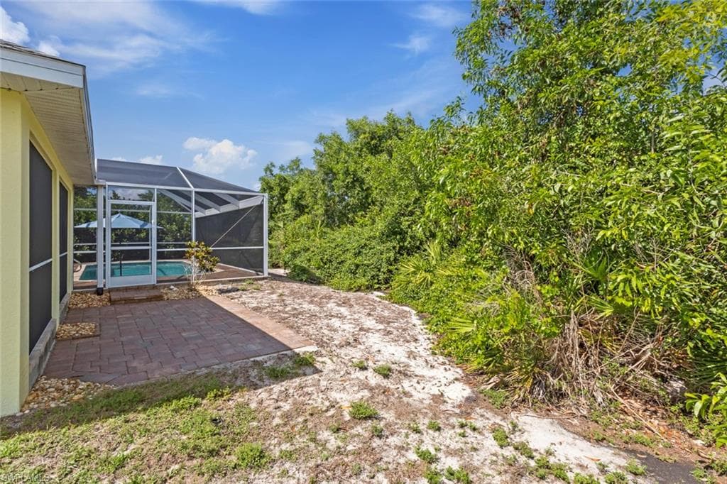 11693 OAKLAND DR-26