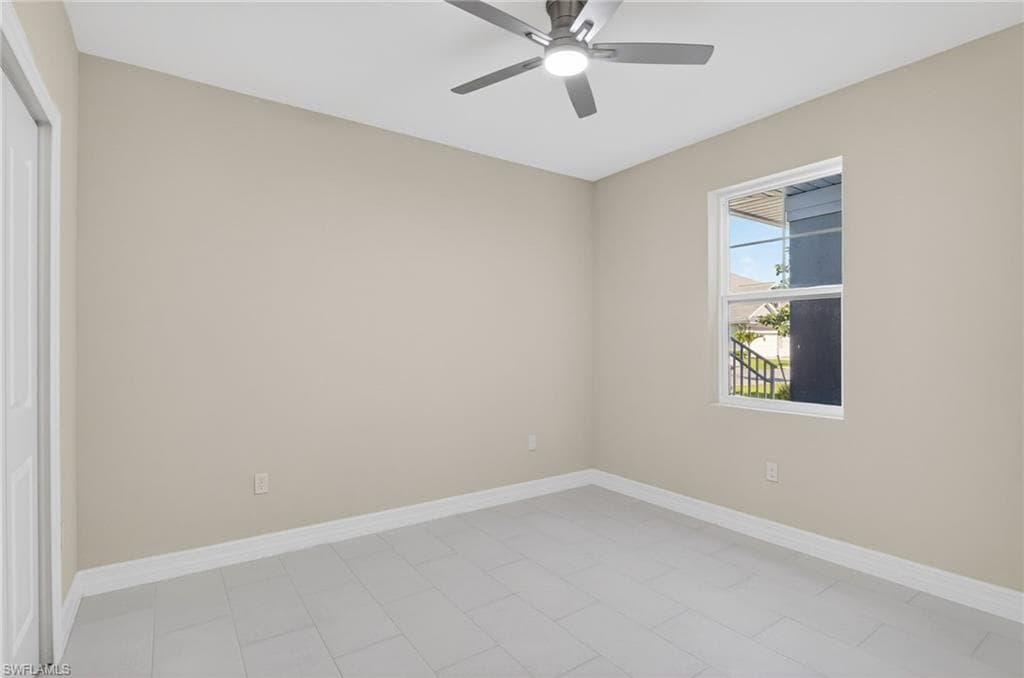286 Indies DR E 101-15