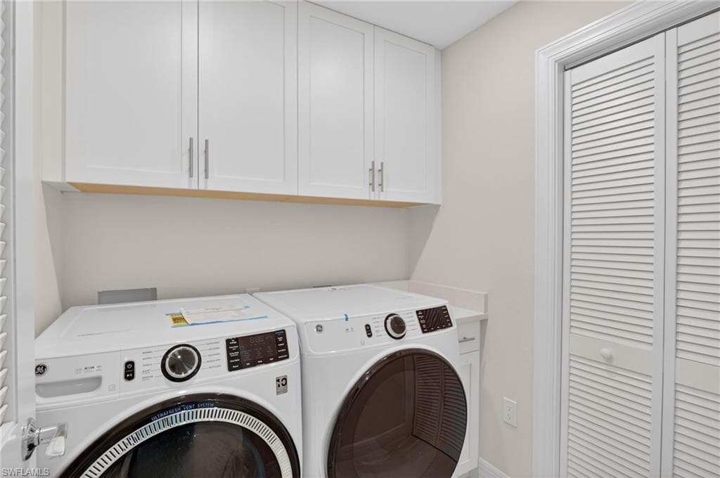 286 Indies DR E 101-8