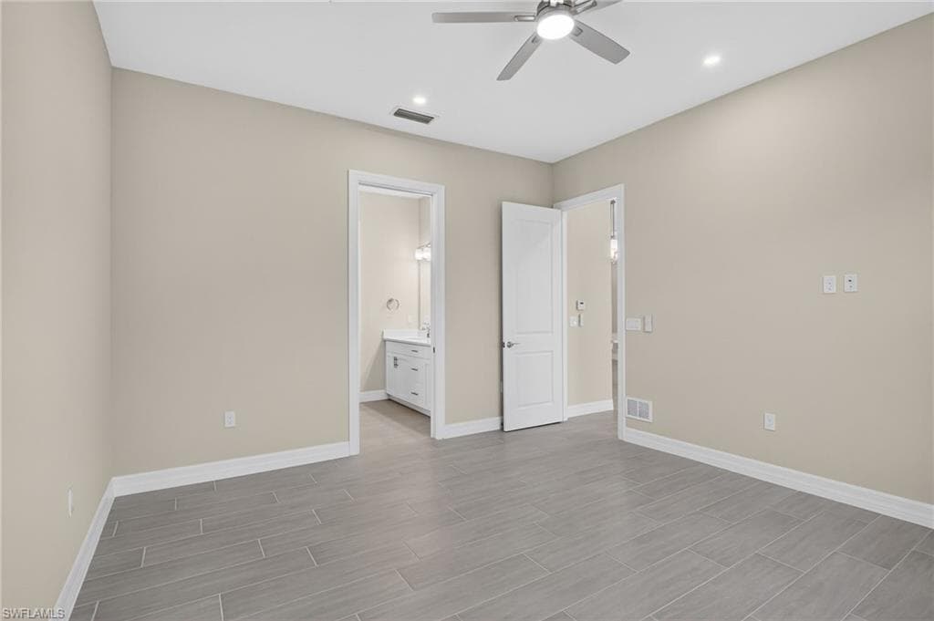 286 Indies DR E 202-17