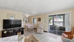 450 N Snead DR-7