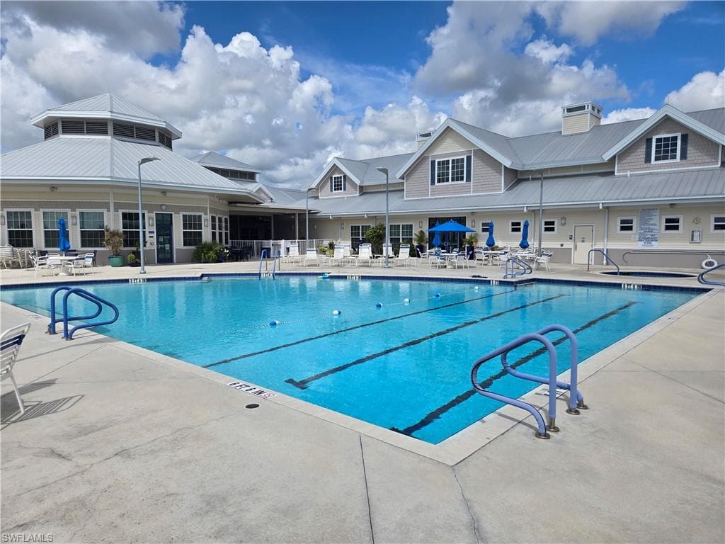 450 N Snead DR-31