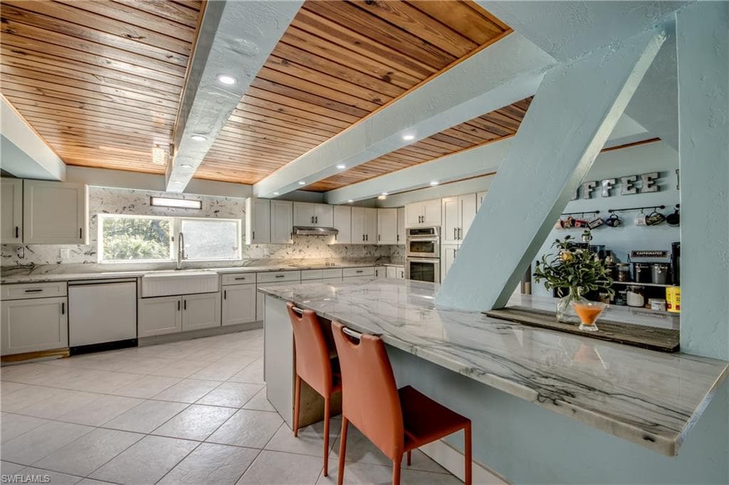 5121 Muddy LN-6