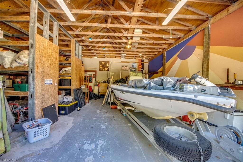 5121 Muddy LN-42