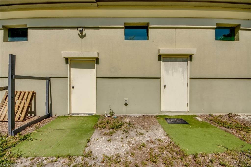 5121 Muddy LN-46