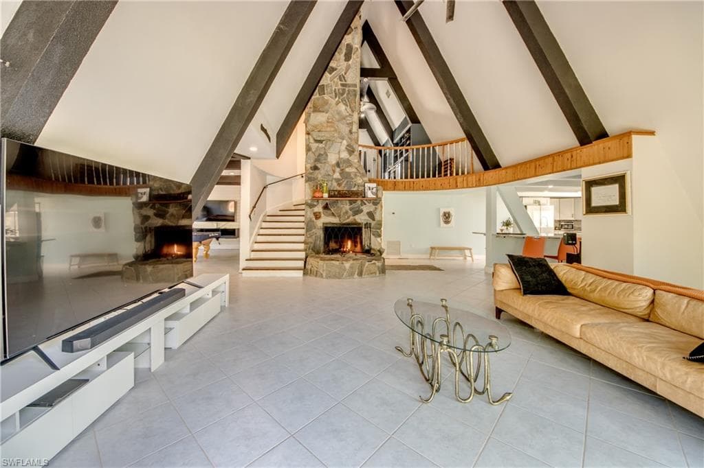 5121 Muddy LN-12