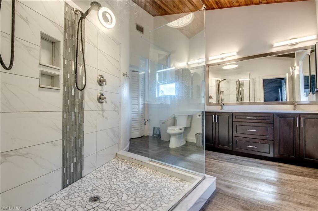 5121 Muddy LN-26