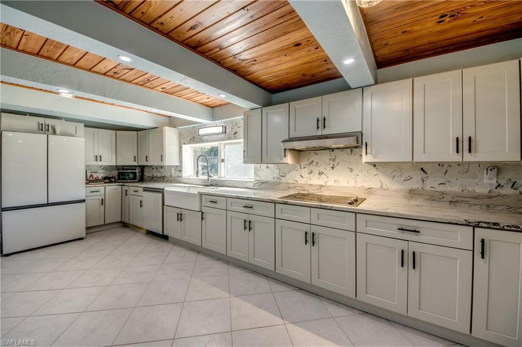 5121 Muddy LN-7