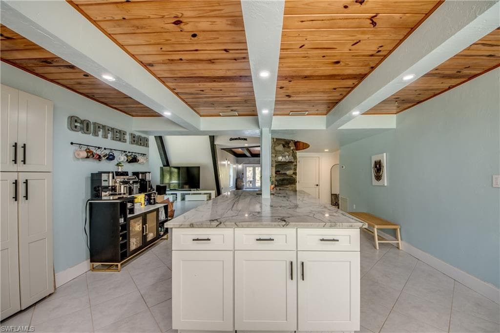 5121 Muddy LN-9