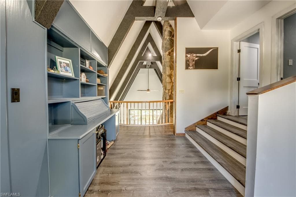 5121 Muddy LN-21
