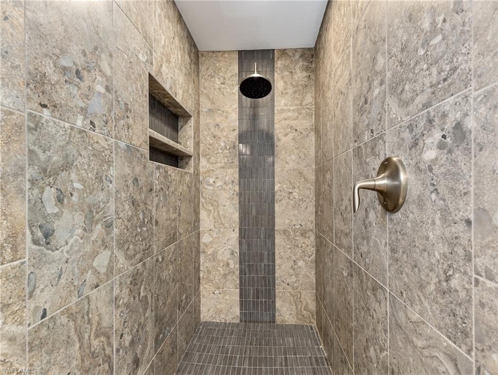 14710 Eden ST-13
