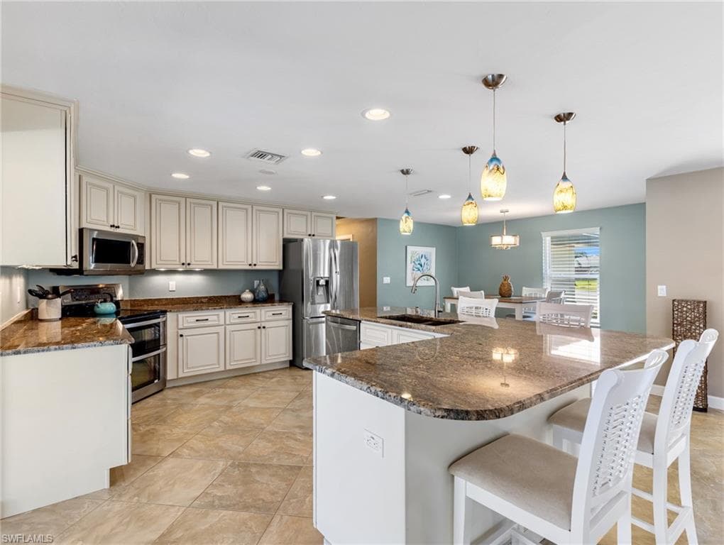 14710 Eden ST-10
