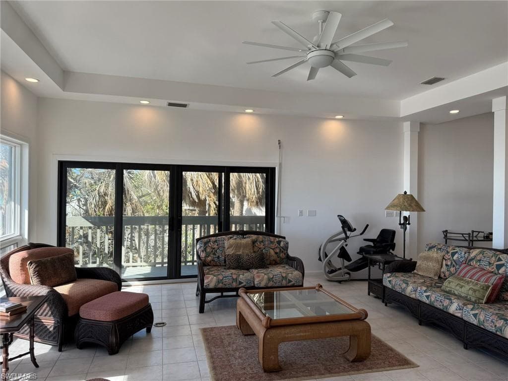 484 Gulf Bend DR-14