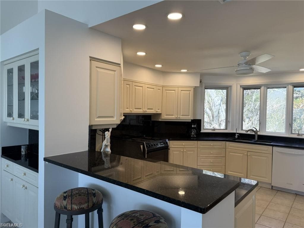 484 Gulf Bend DR-19
