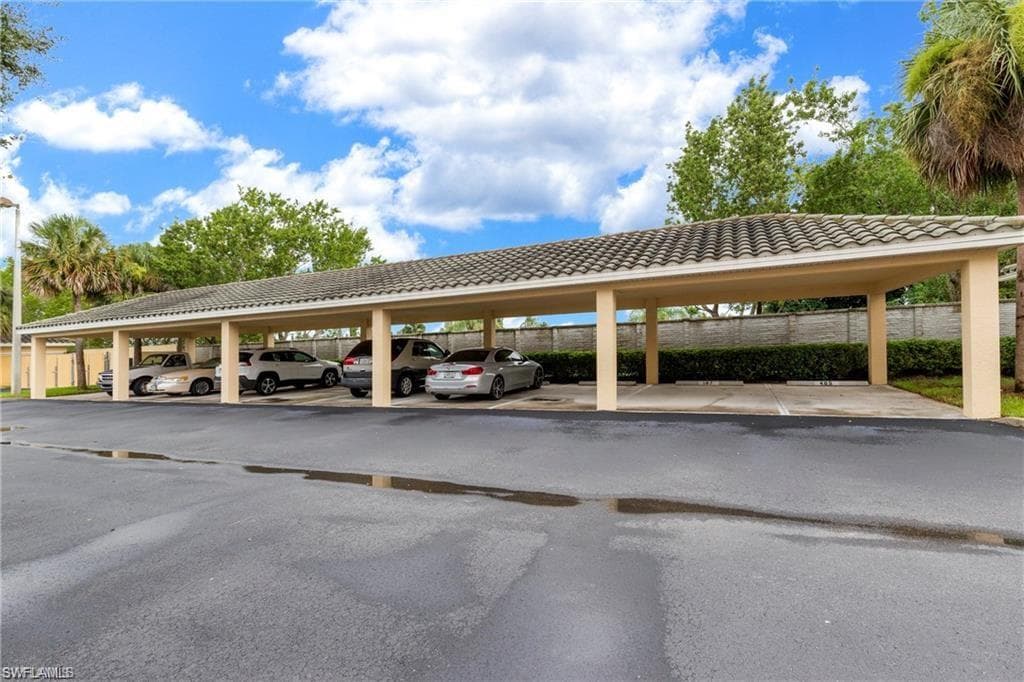 11021 Gulf Reflections DR 303-2