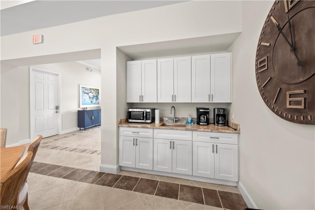 11021 Gulf Reflections DR 303-28