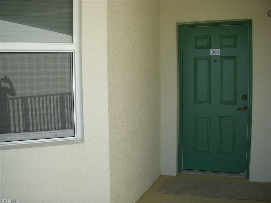 11021 Gulf Reflections DR 303-5