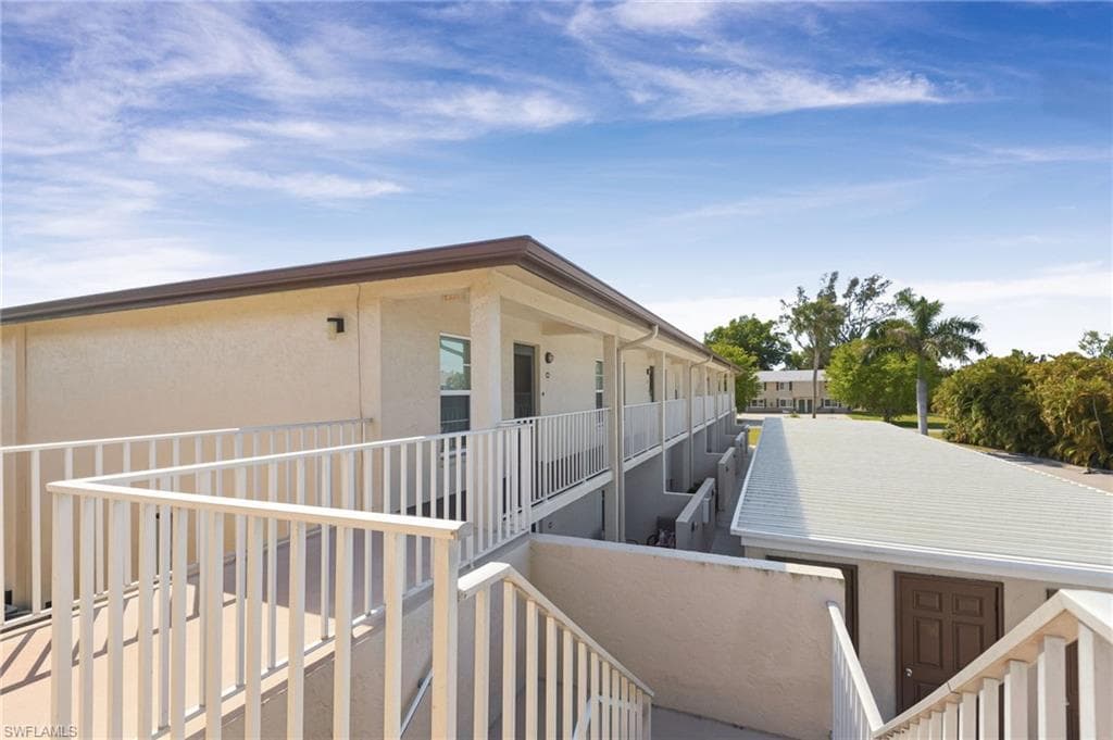 16051 Dublin CIR 202-28