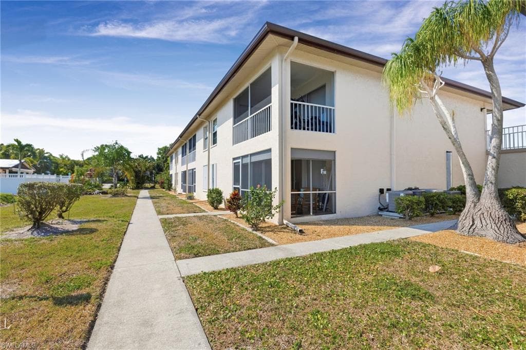 16051 Dublin CIR 202-5