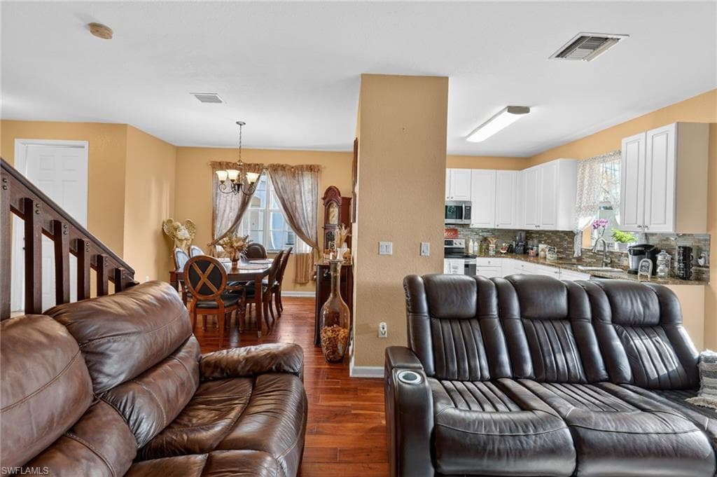 7005 Romana WAY 1701-16