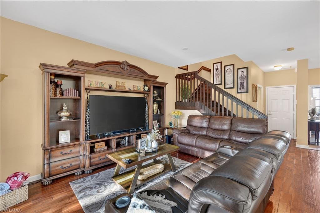 7005 Romana WAY 1701-11