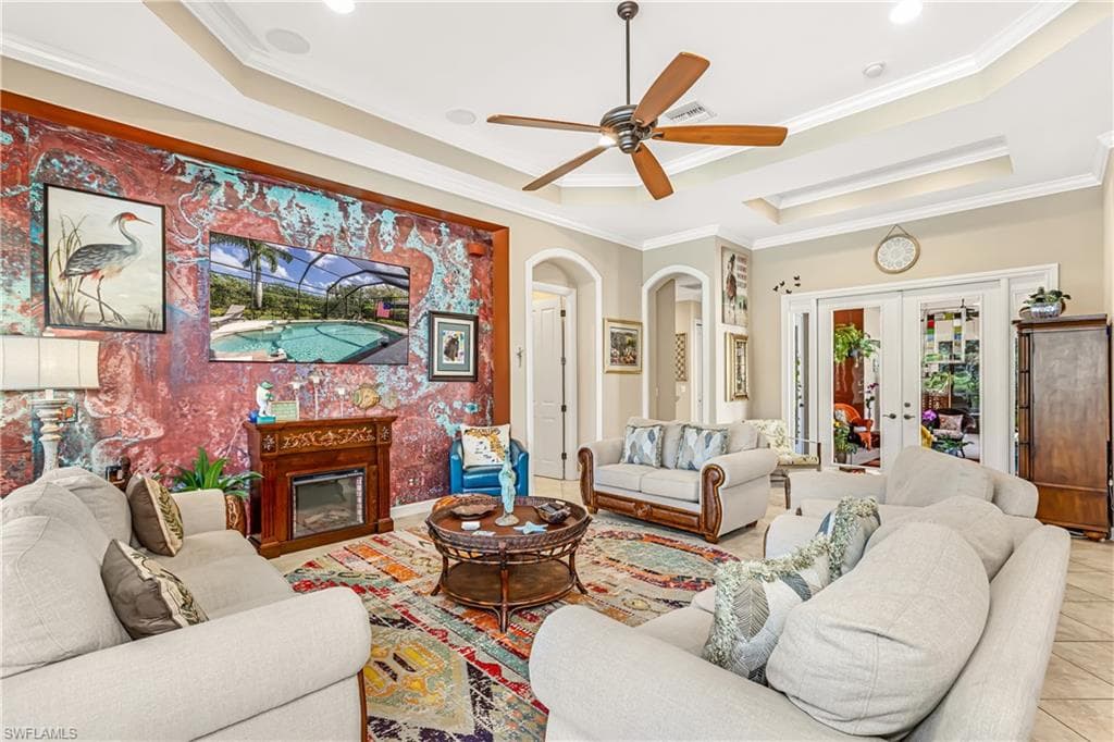 12567 Grandezza CIR-10