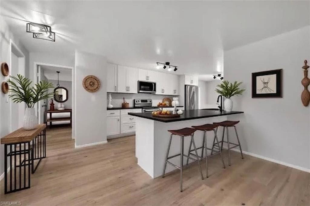 225 Pebble Beach CIR-7