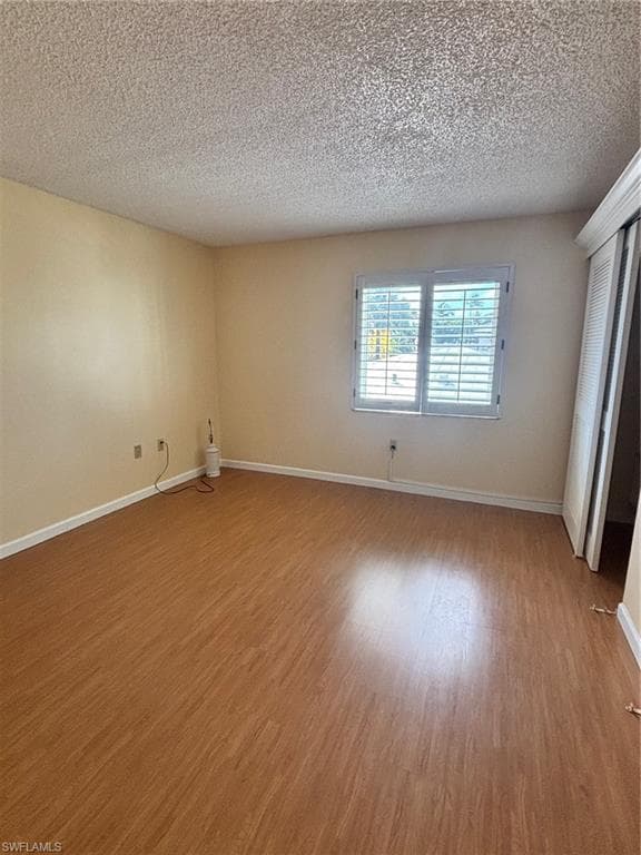 296 4th AVE S 296-10