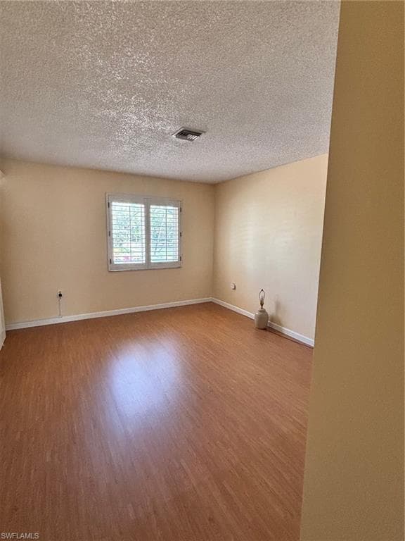 296 4th AVE S 296-14