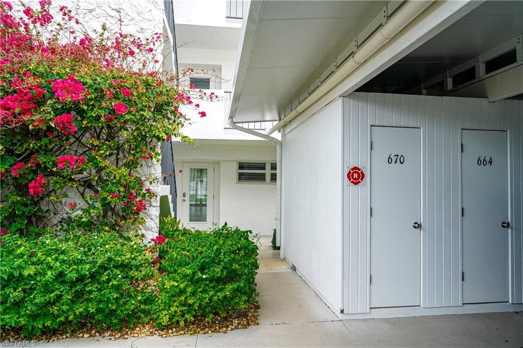 664 Broad AVE S J664-25