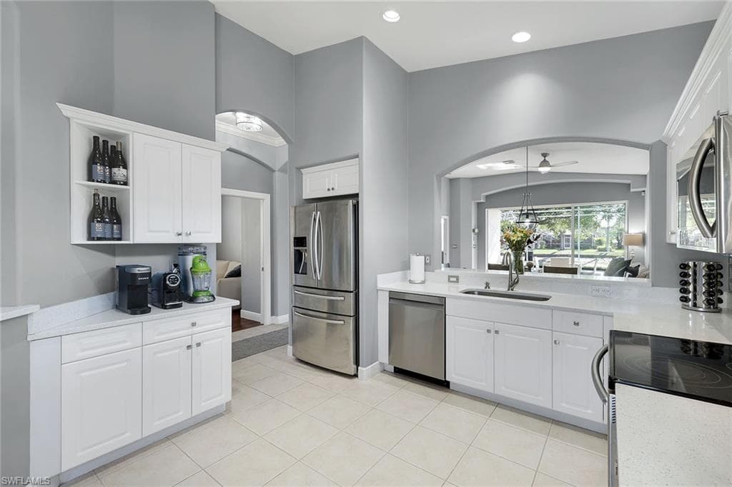 8616 Ibis Cove CIR-13