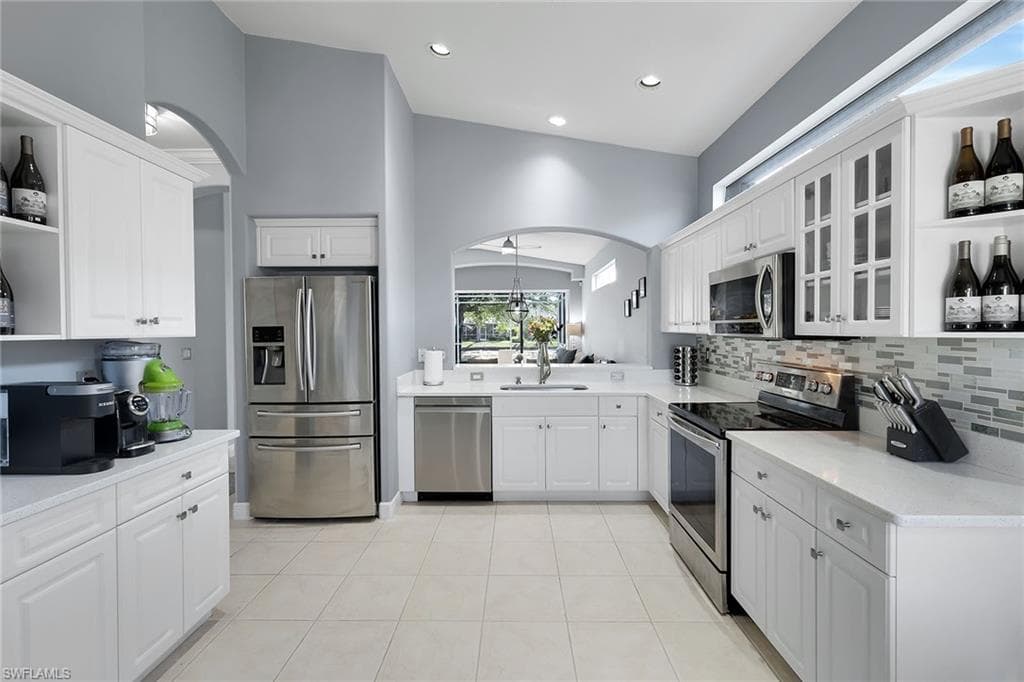 8616 Ibis Cove CIR-10