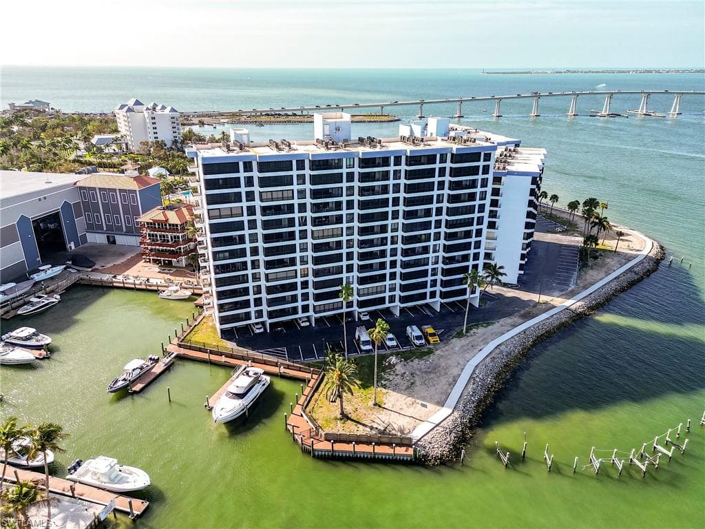 15031 Punta Rassa RD 202-6