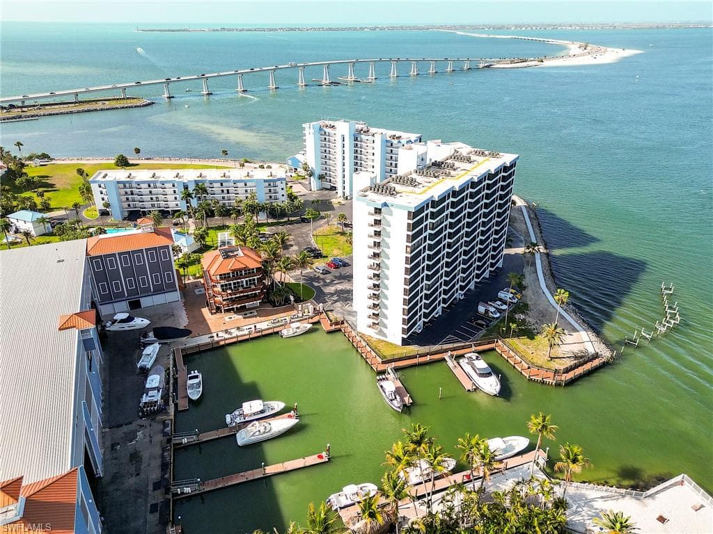 15031 Punta Rassa RD 202-7