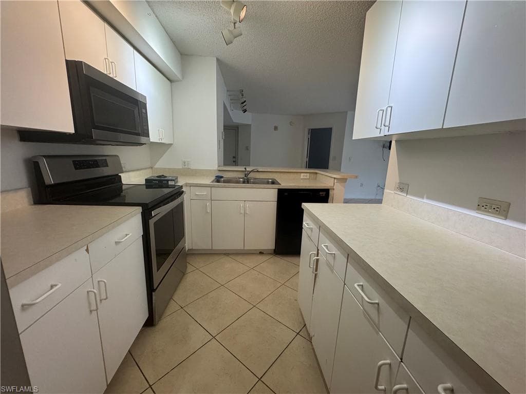 8930 Colonnades CT E 627-7