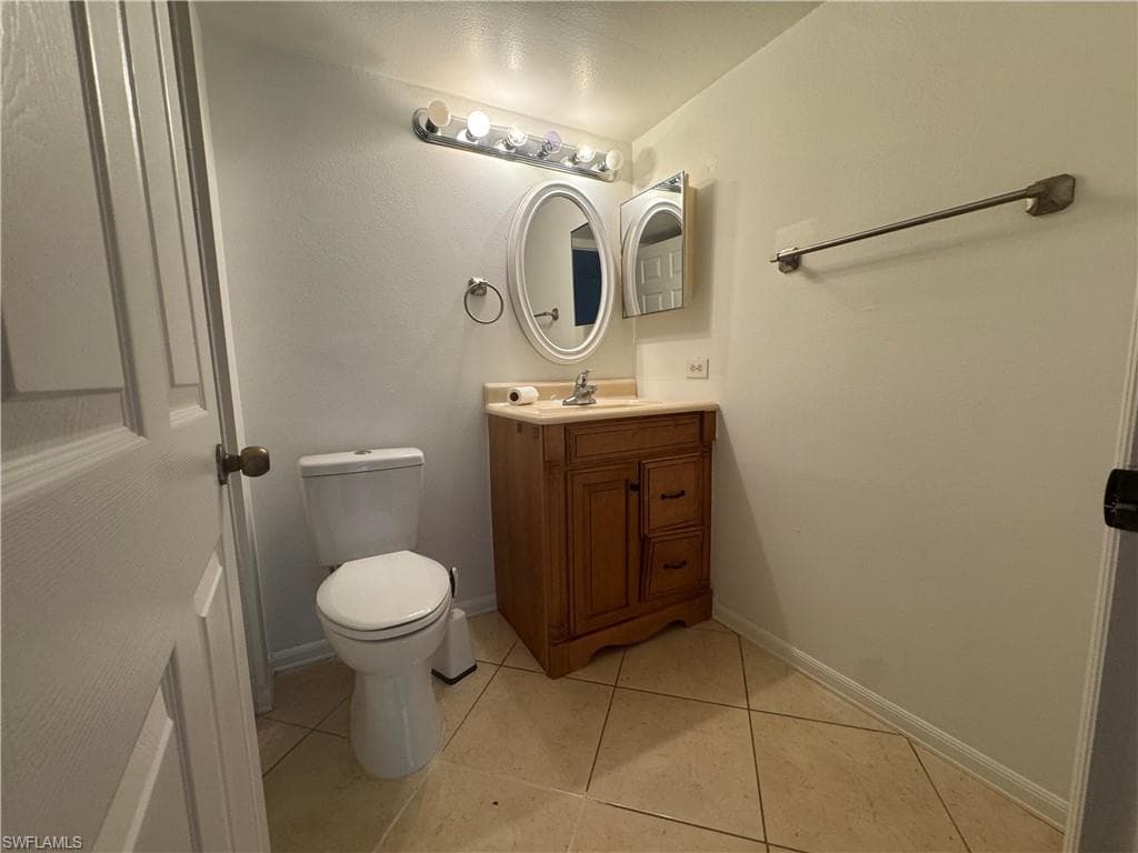8930 Colonnades CT E 627-10