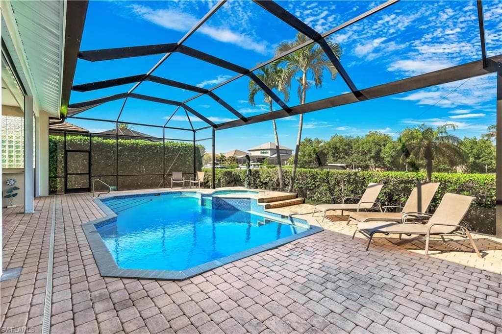 15930 Catalpa Cove DR-32