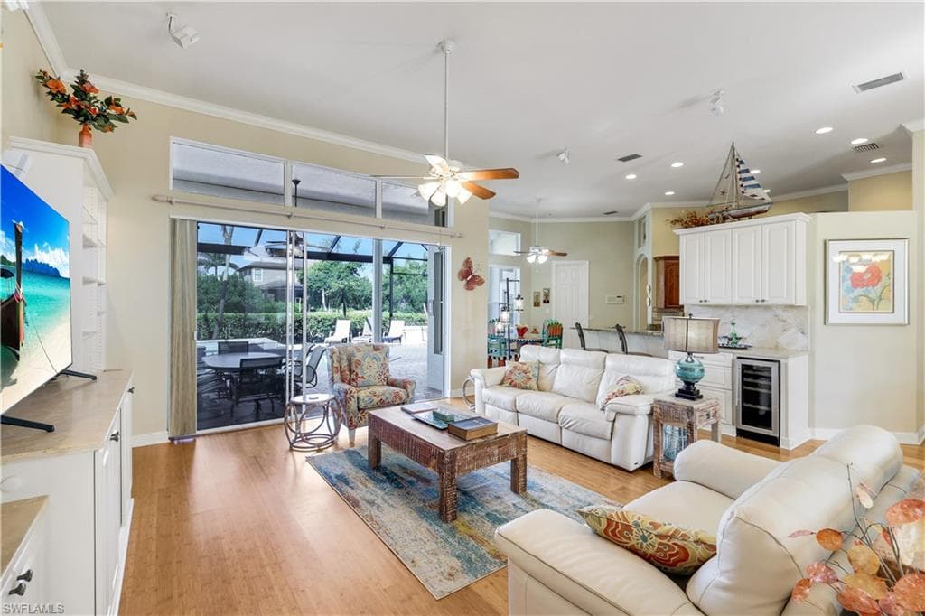 15930 Catalpa Cove DR-10