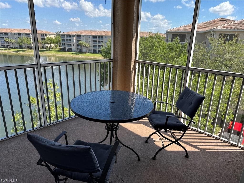 8470 Kingbird LOOP 1050-17
