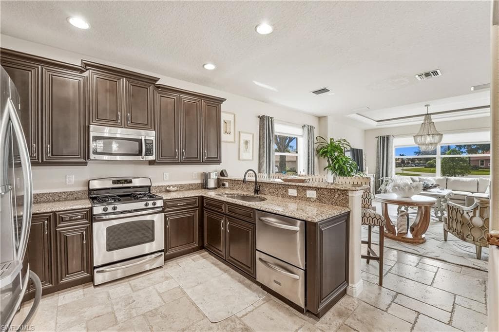 9429 La Bianco ST-8