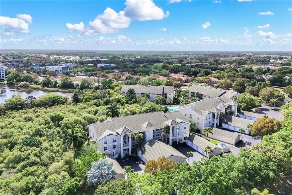 28851 Bermuda Lago CT 304-26