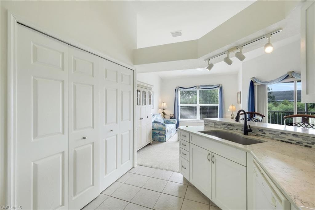 28851 Bermuda Lago CT 304-11