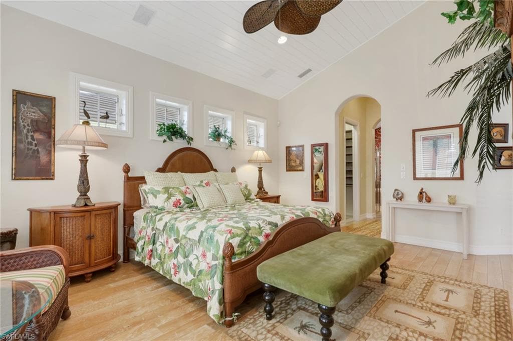 1510 Chesapeake AVE-14
