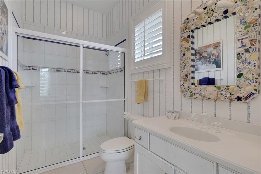 1510 Chesapeake AVE-21