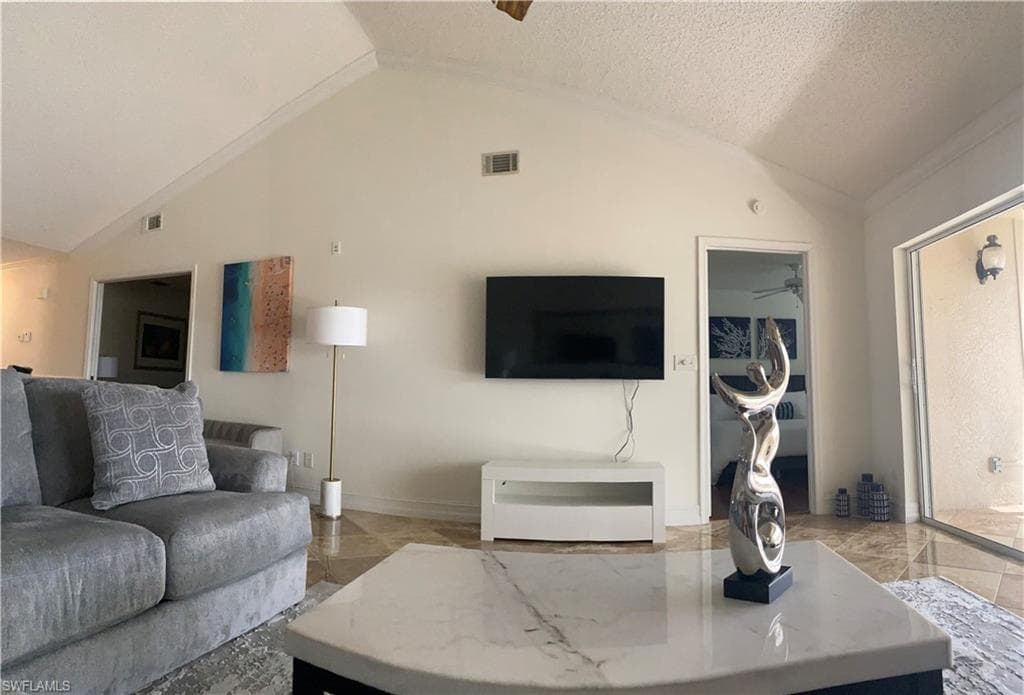7145 Dennis CIR D-205-5