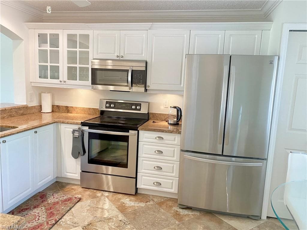 7145 Dennis CIR D-205-14