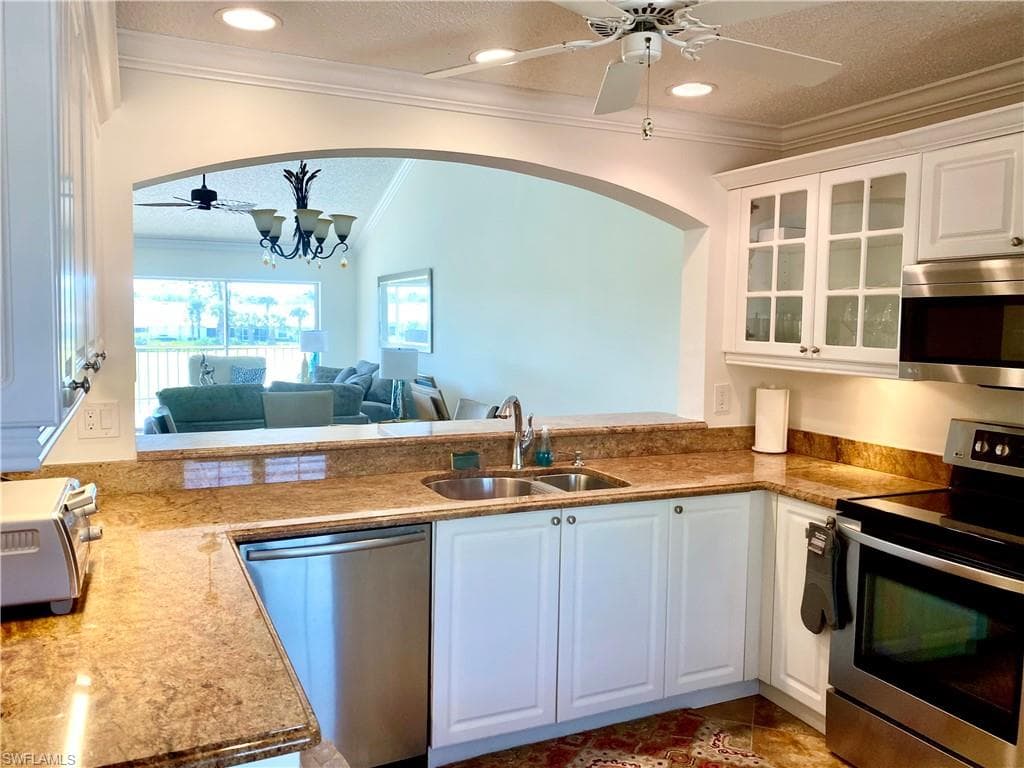 7145 Dennis CIR D-205-15