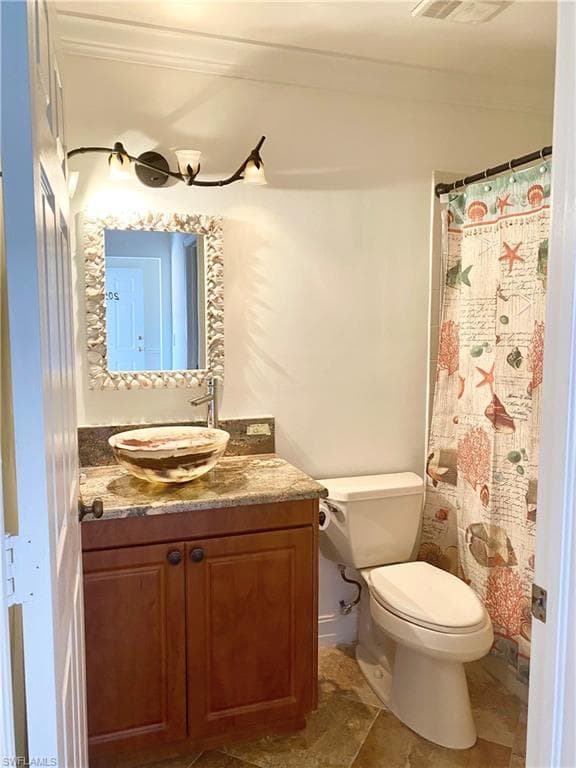 7145 Dennis CIR D-205-11