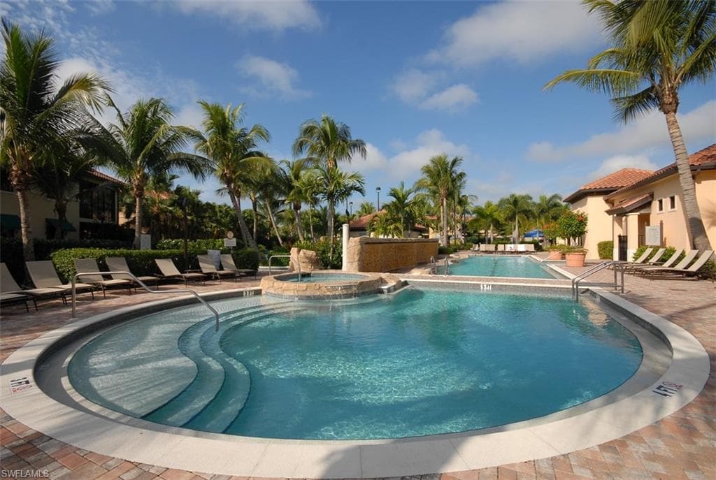 1035 SANDPIPER ST F-104-22