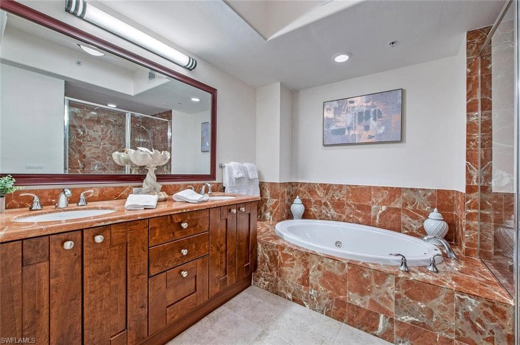1035 SANDPIPER ST F-104-9